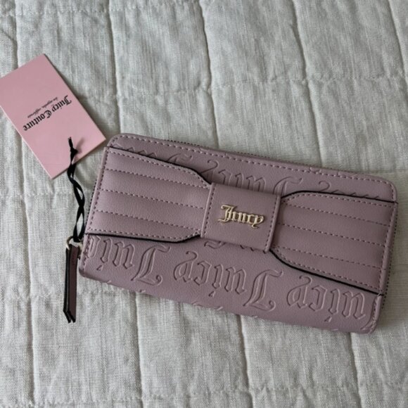 Juicy Couture Dusty Blush Bow Wallet - Picture 1 of 4